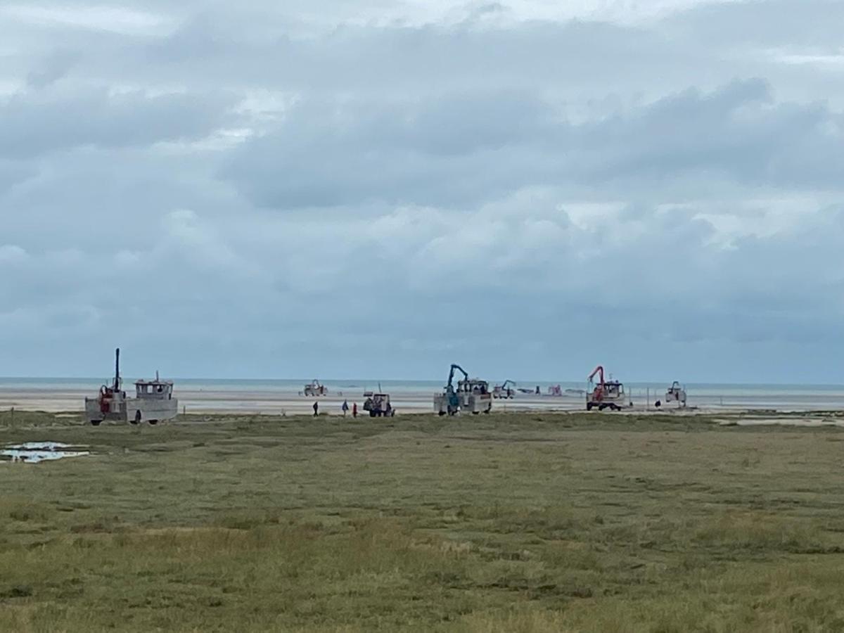 Gites Des Sablons Cherrueix Bagian luar foto